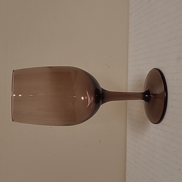 Set of 3 Vintage Amethyst Wine Glasses - Picture 10 of 16